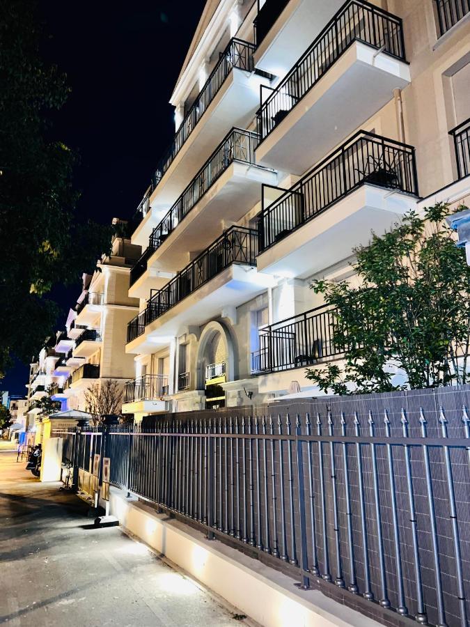 Les Residences De Djibril ル・ブラン・メニル エクステリア 写真